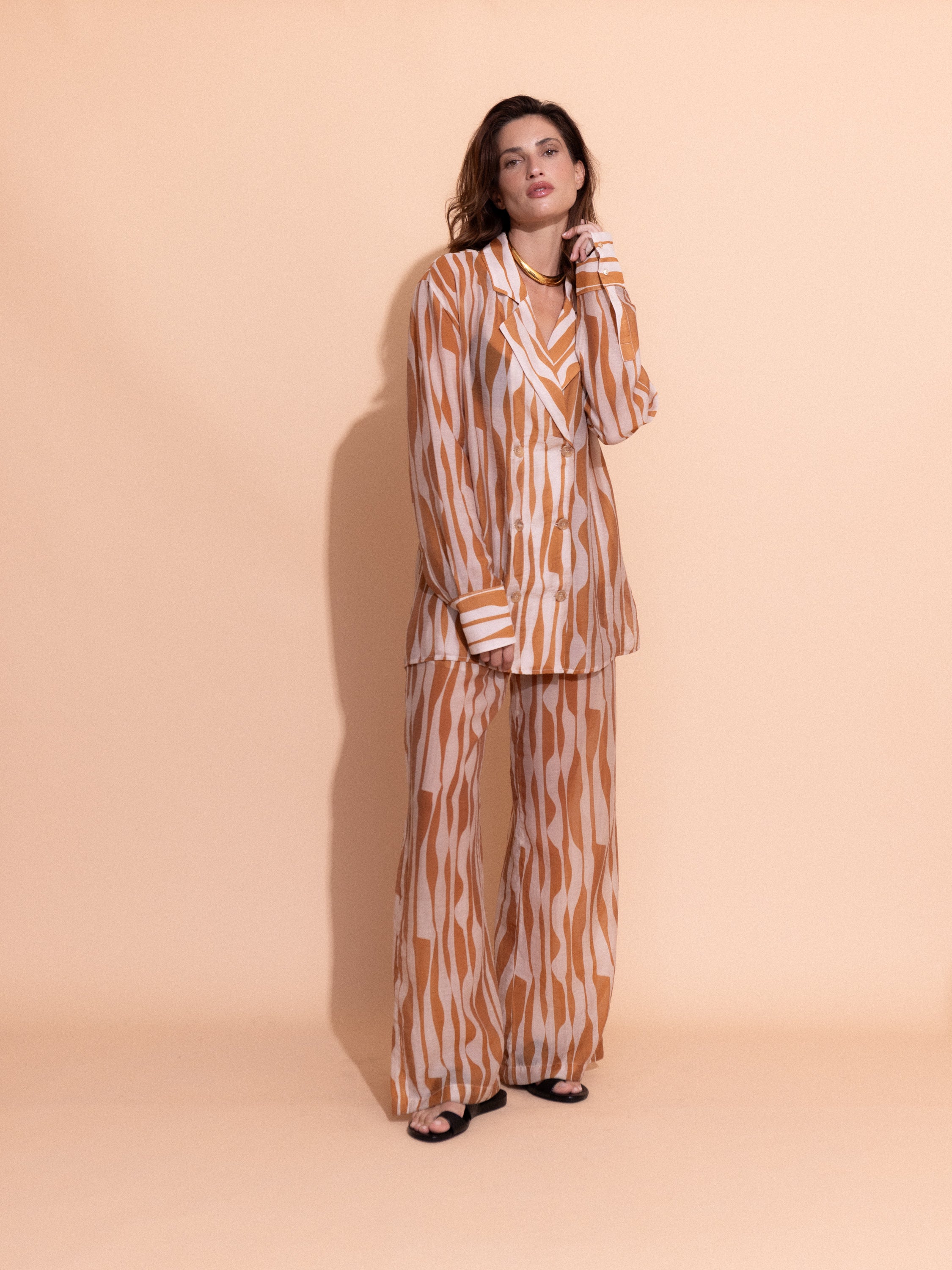 apricot-surreal-stripe